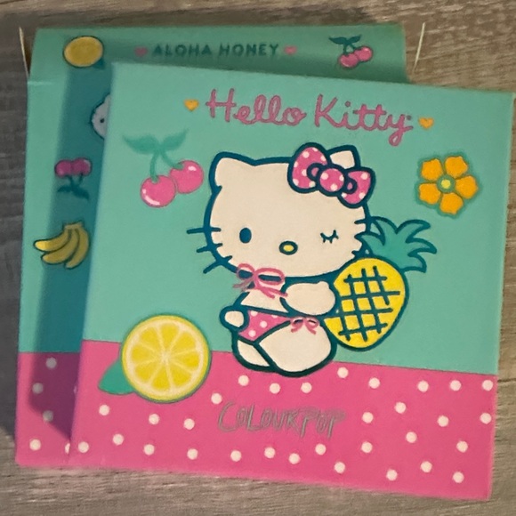 NWOT Colourpop Cheek to Cheek Blush - Vibrant Coral - Picture 3 of 4